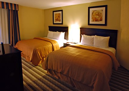 Clarion Inn Fairgrounds Syracuse 02.[1]